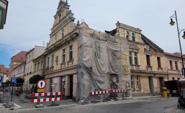 Prace remontowe kamienicy przy ul. 3 Maja 69/Zamkowa1