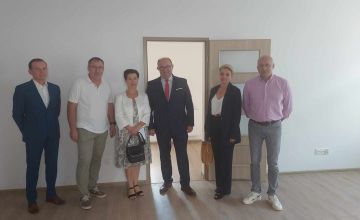 Uroczysty odbiór wyremontowanej kamienicy przy ul. 3 Maja 69/Zamkowa 1