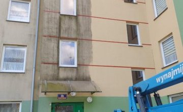 Czyszczenie elewacji w budynkach mieszkalnych przy ul. Kleeberga 2 a-e i ul. Lwowska 26
